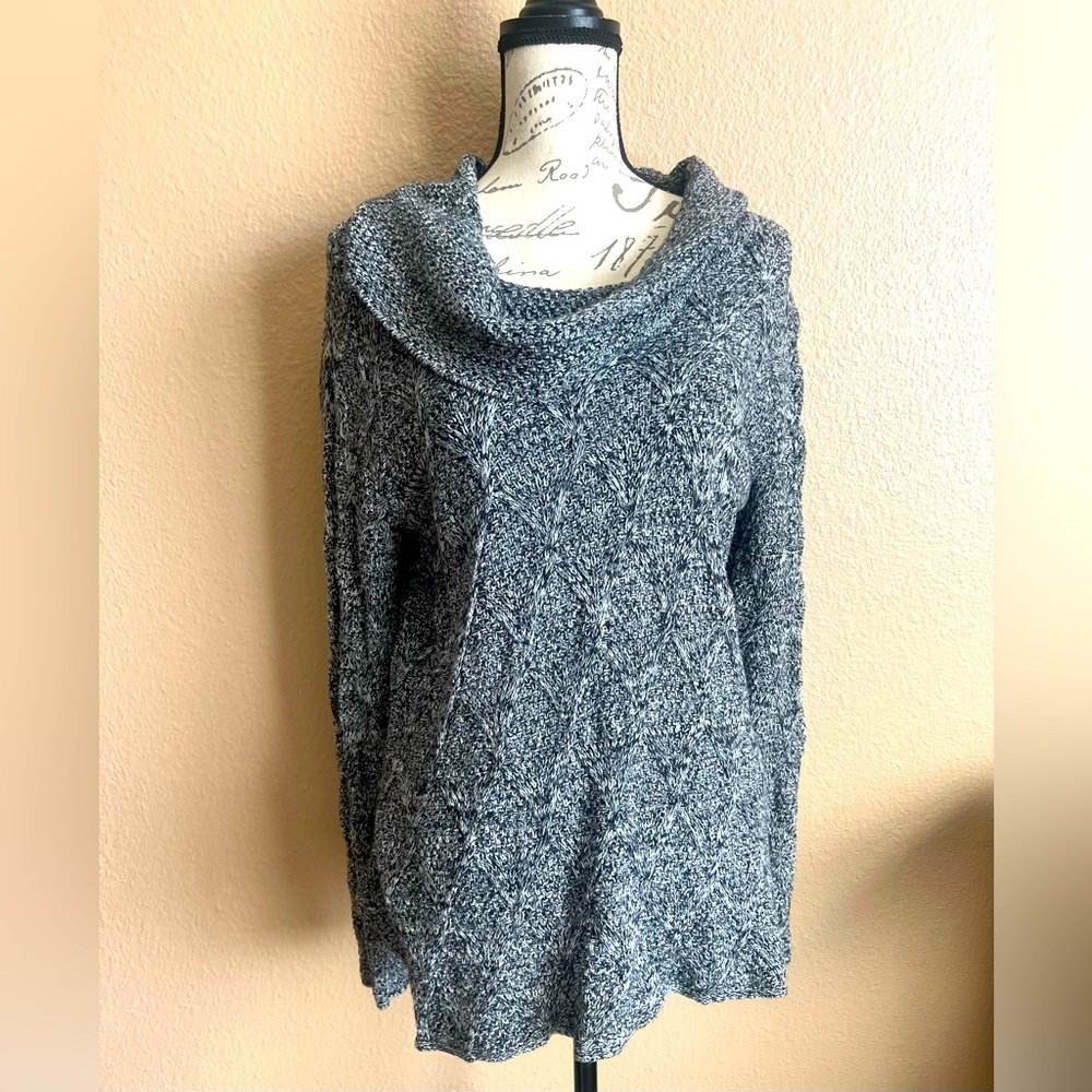 Eight Eight Eight Cowl Neck Fall Cable Knit Heather Gray size Large Sweater